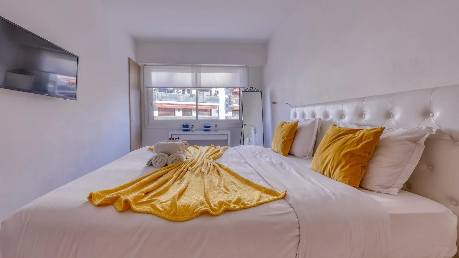 Apartment Cannes Le Versailles Standing Presta France